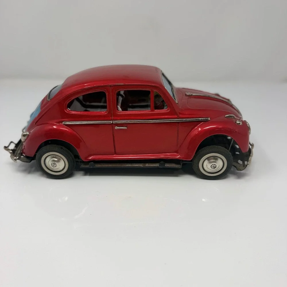 Vintage Bandai Japan Tin Battery VW Volkswagen Sedan Beetle Toy Visible Engine